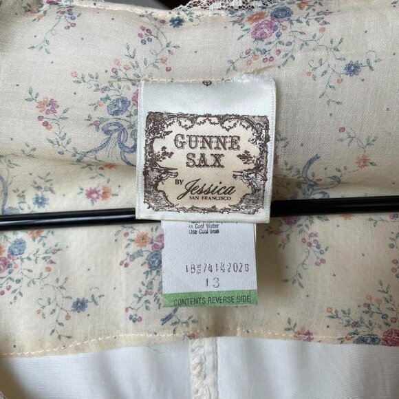 1970s vintage Gunne Sax two piece dress - Picture 3 of 15